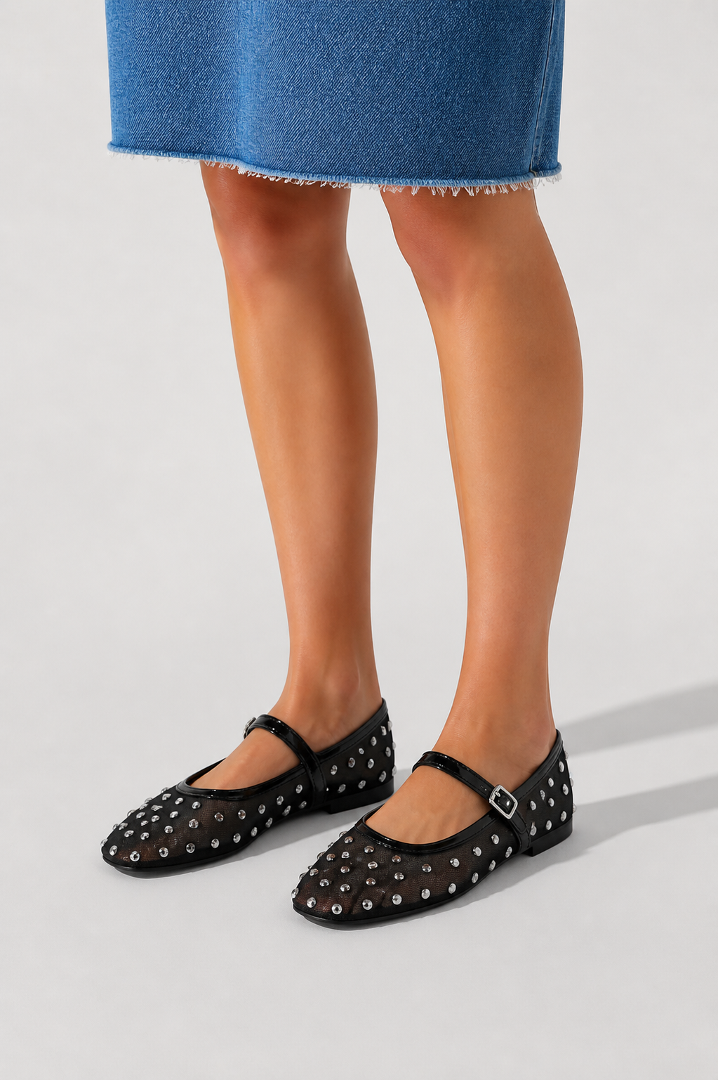 Crystal Arabella Black