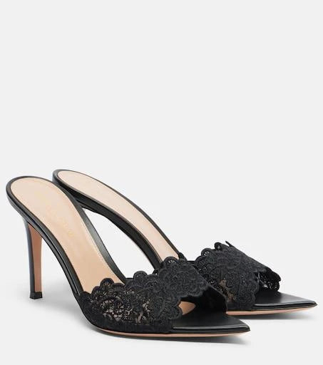 Aurelia Heels Black
