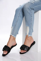 Ruffle Slider Black